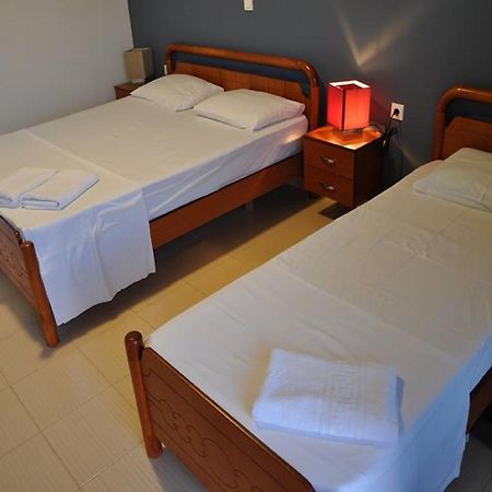 La Maroja View Hotel Dhërmi Quarto foto