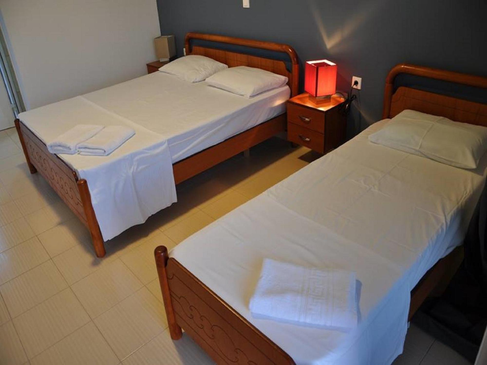 La Maroja View Hotel Dhërmi Quarto foto